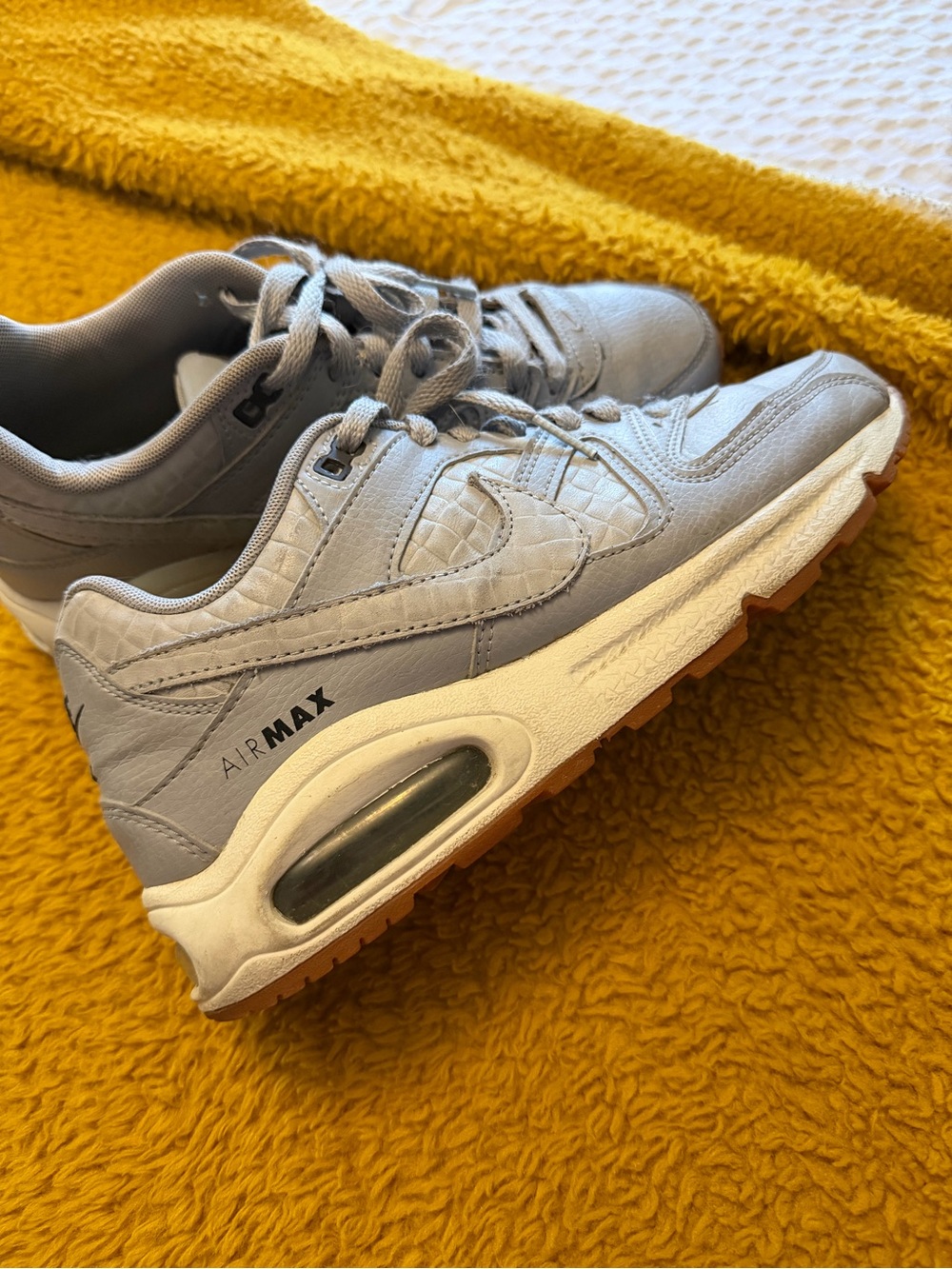 Nike Women's Air Max Light Gray Low-Top Sneakers